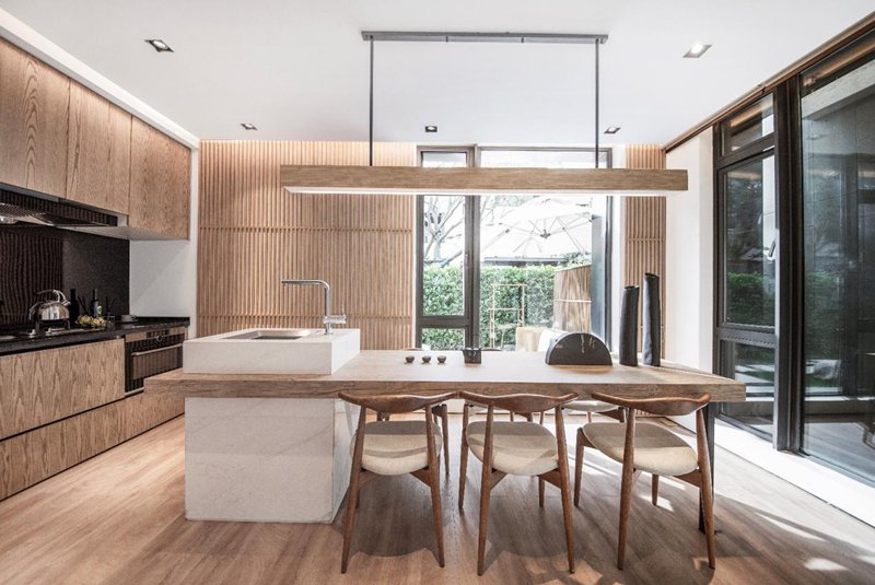 身居市井，也能心在“雪國”：凌晨三點，這棟日式別墅里的海棠花未眠