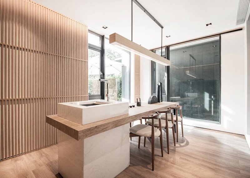 身居市井，也能心在“雪國”：凌晨三點，這棟日式別墅里的海棠花未眠