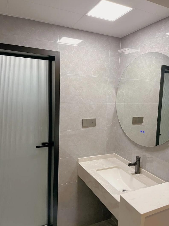 舊房翻新裝修后壁紙為什么會(huì)翹起?分析一下具體原因!